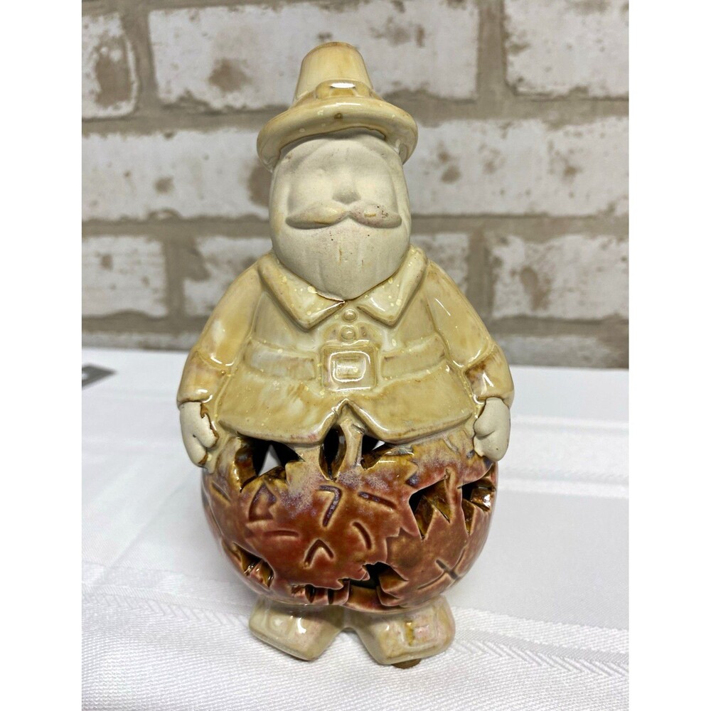 Midwest of Cannon Falls Thanksgiving Pilgrim Figurine – Ceramic Glossy Fall Harv